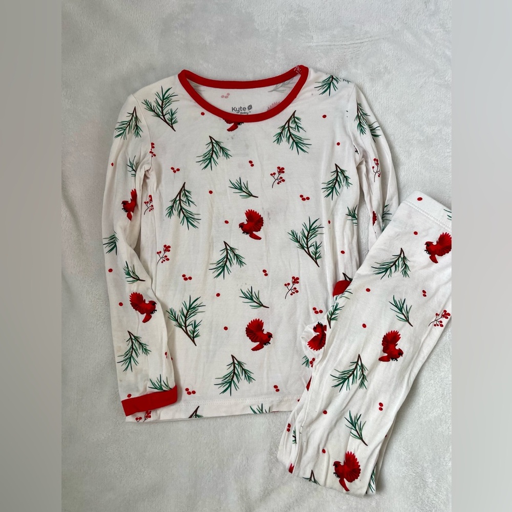 Kyte BABY // Winterberry Red and Green Christmas Bamboo Kids Pajama Set
